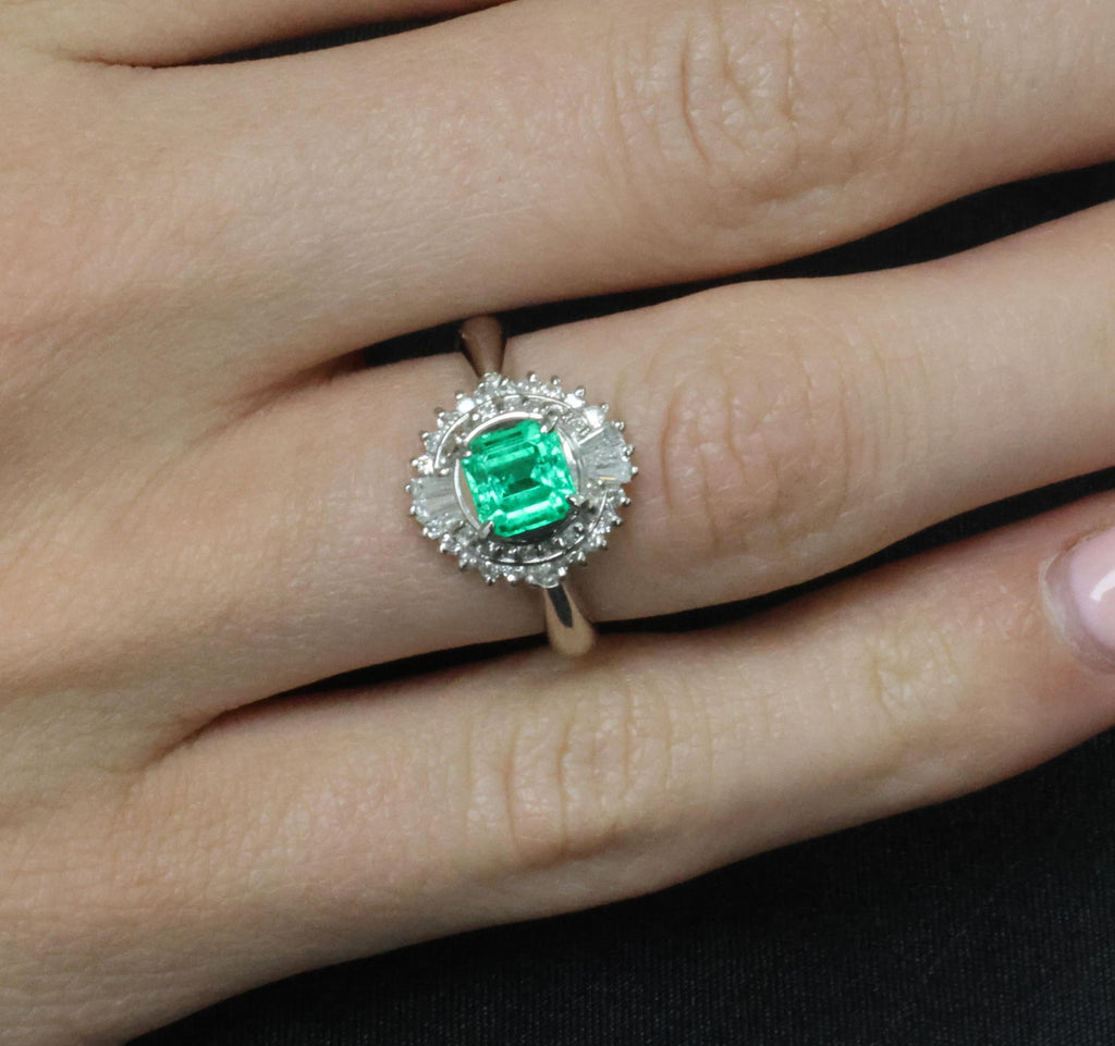0.94ct GIA Natural Colombian Emerald & 0.39ct Diamond Platinum Ring, Size 6