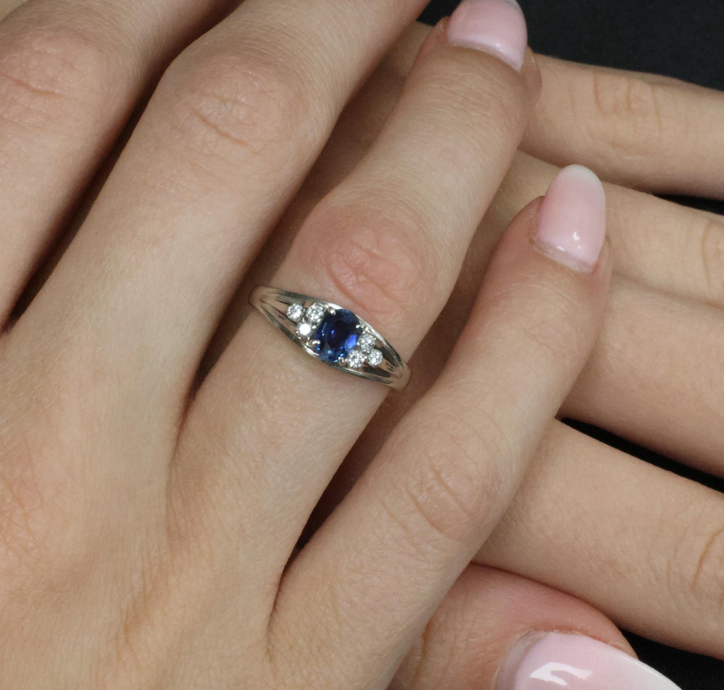 Fine 0.54ct Natural Royal Blue Sapphire & 0.18ct Diamond Platinum Ring Size 6.25
