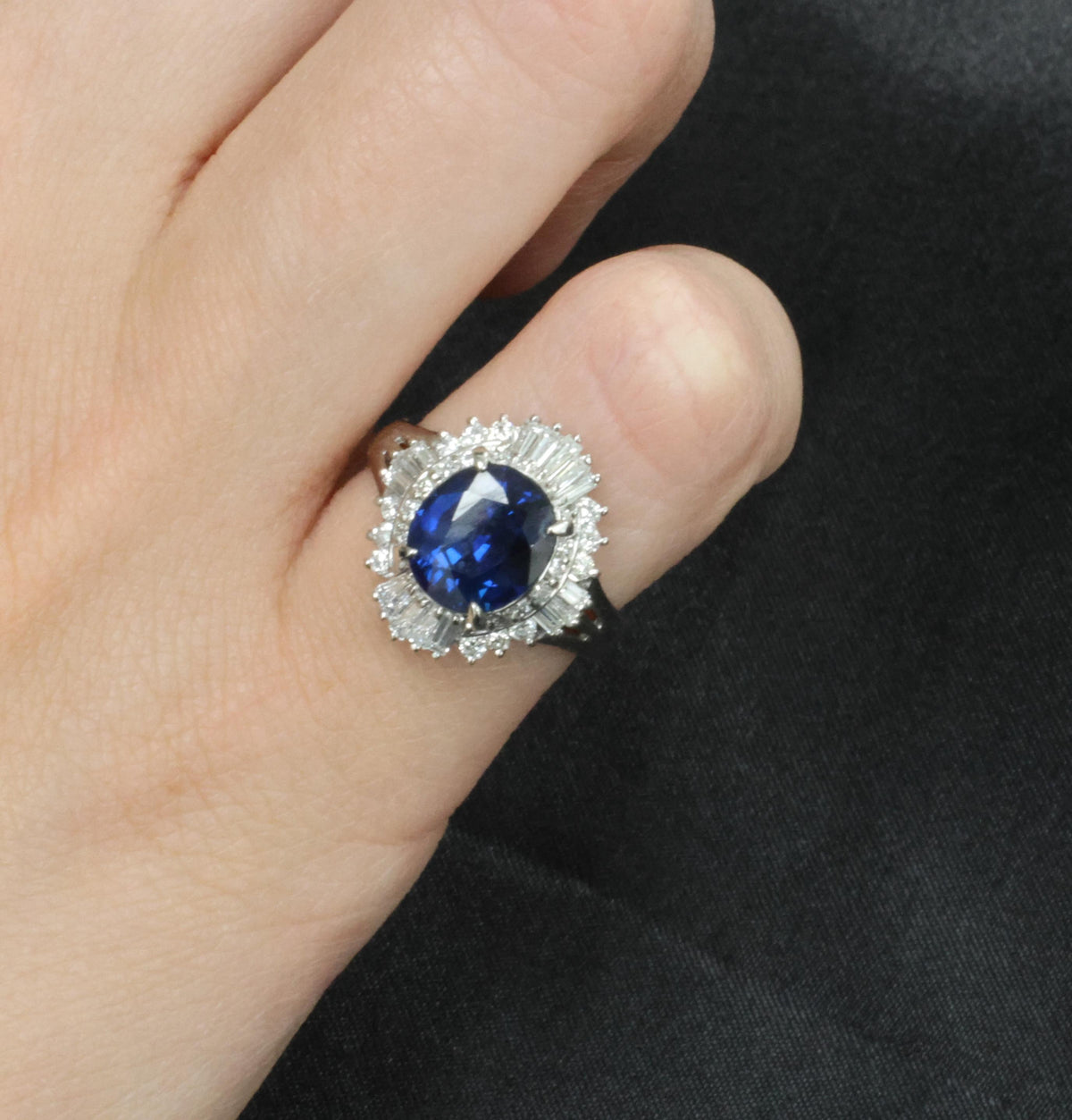3.00ct GIA Natural Thai Blue Sapphire & 0.68ct Diamond Platinum Ring, Size 4.75