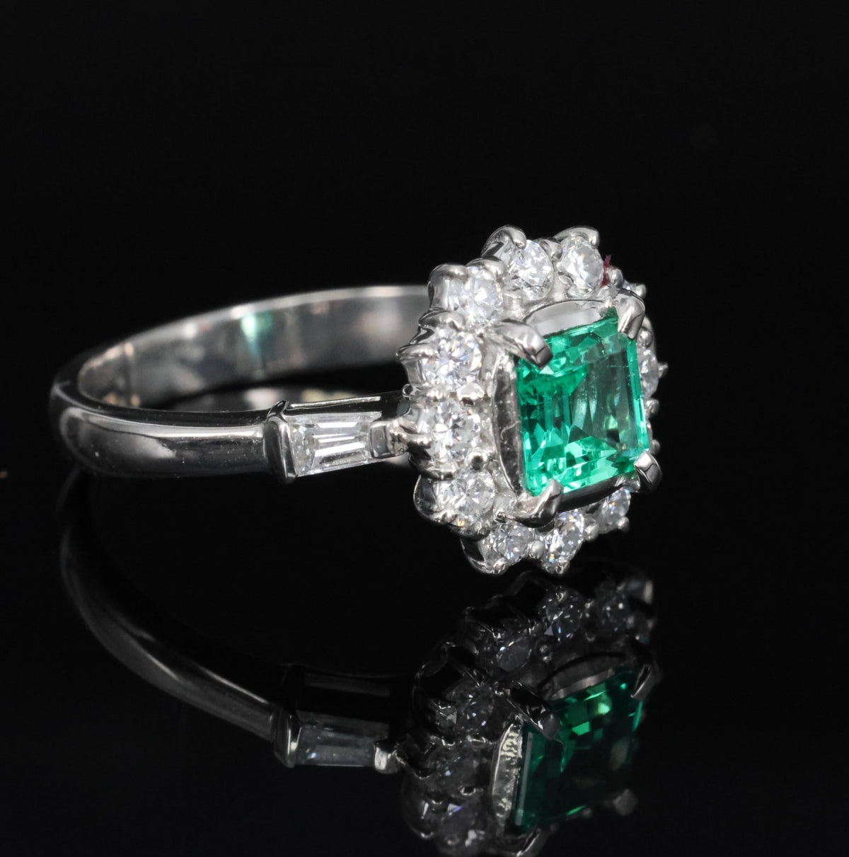 GEM 0.63ct GIA Natural Colombian Emerald 0.66ct Diamond Platinum Ring Size 6.75