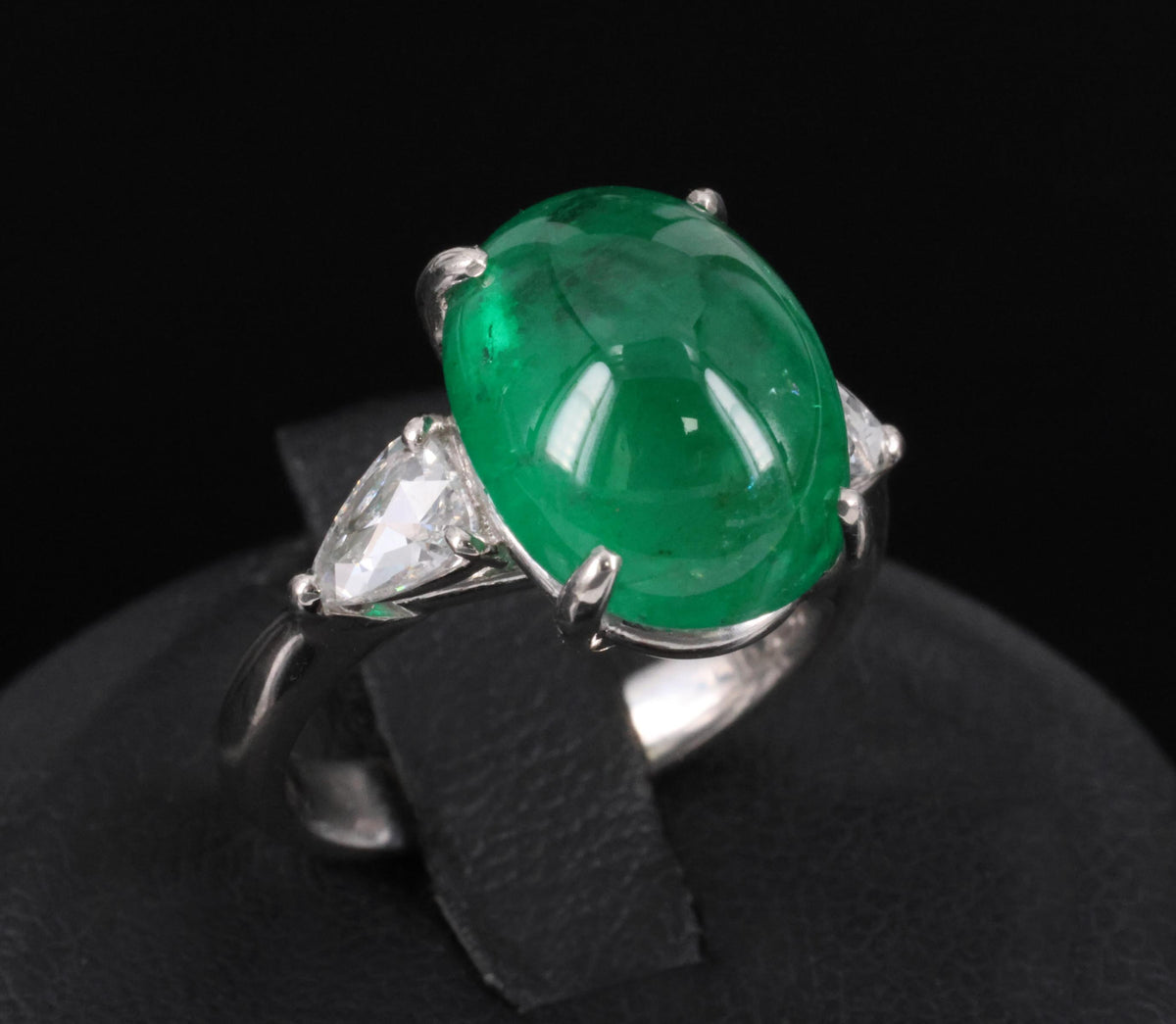 Fine 6.24ct Cabochon Cut Natural Emerald 0.46ct Diamond Platinum Ring Size 5.75