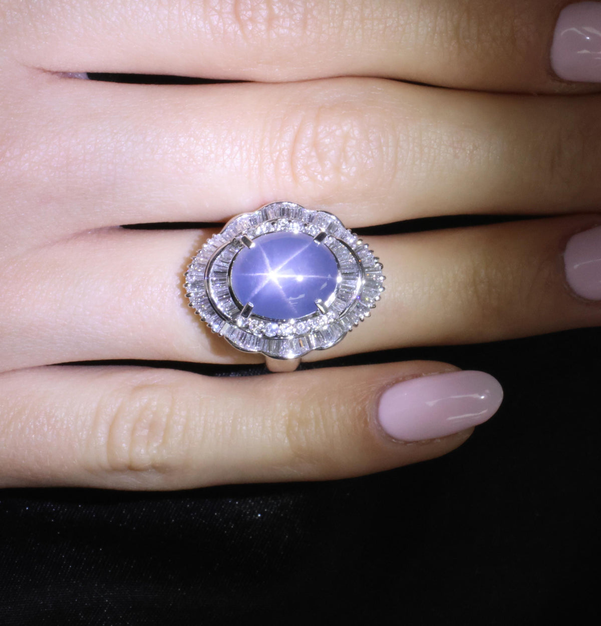 9.56ct Natural Untreated Blue Star Sapphire & 1.77ct Diamond Platinum Size, 5.5