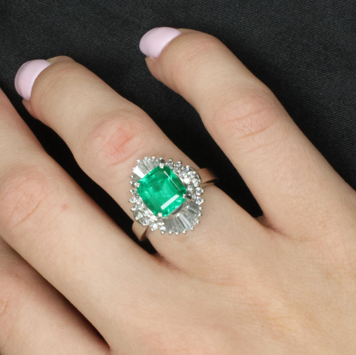2.72ct GIA Colombia Intense Green Emerald &0.92ct Diamond Platinum Ring Size 5.5