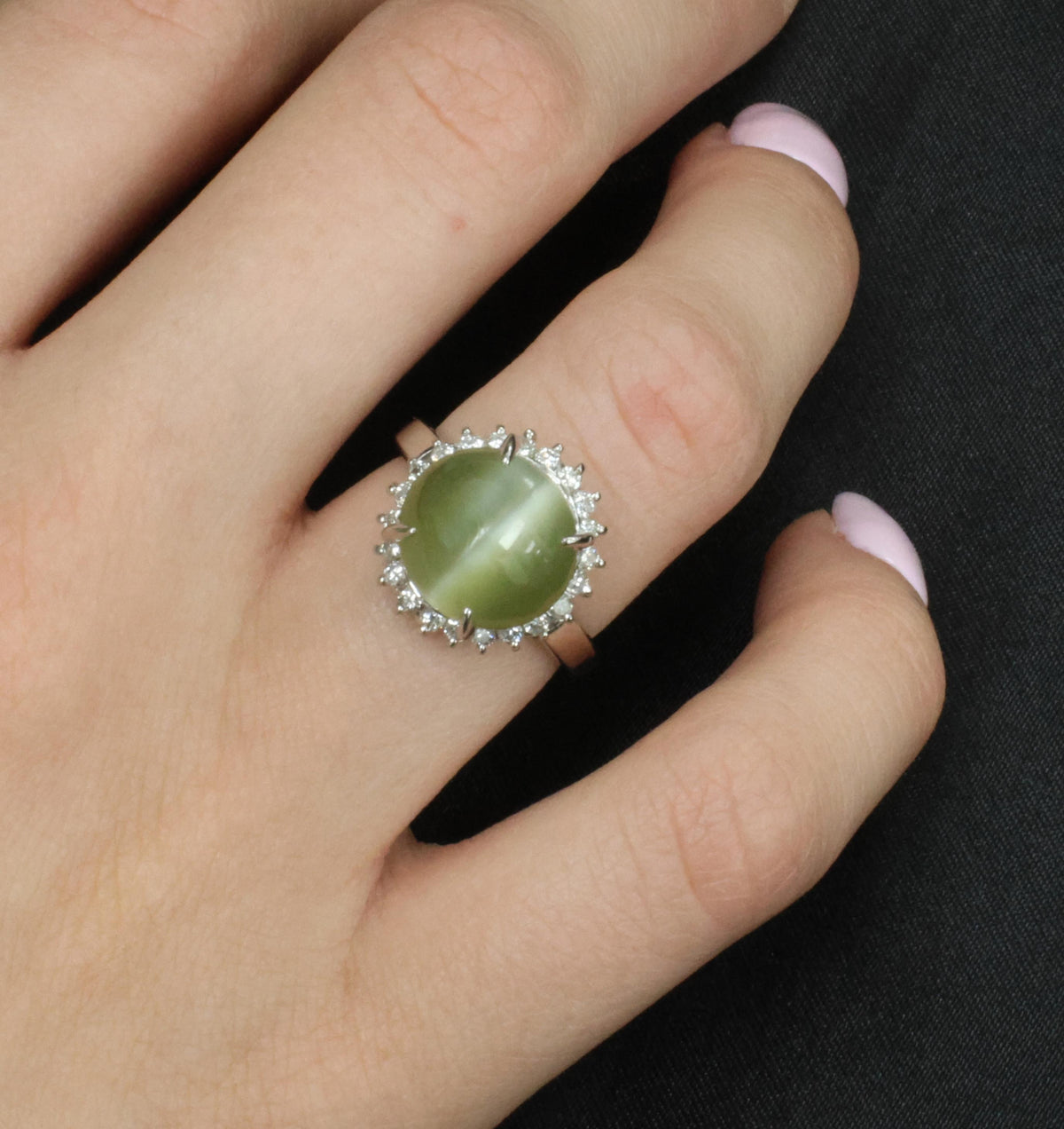 8.50ct Natural Chrysoberyl Cat's Eye & 0.43ct Diamond Platinum Ring, Size 6.25
