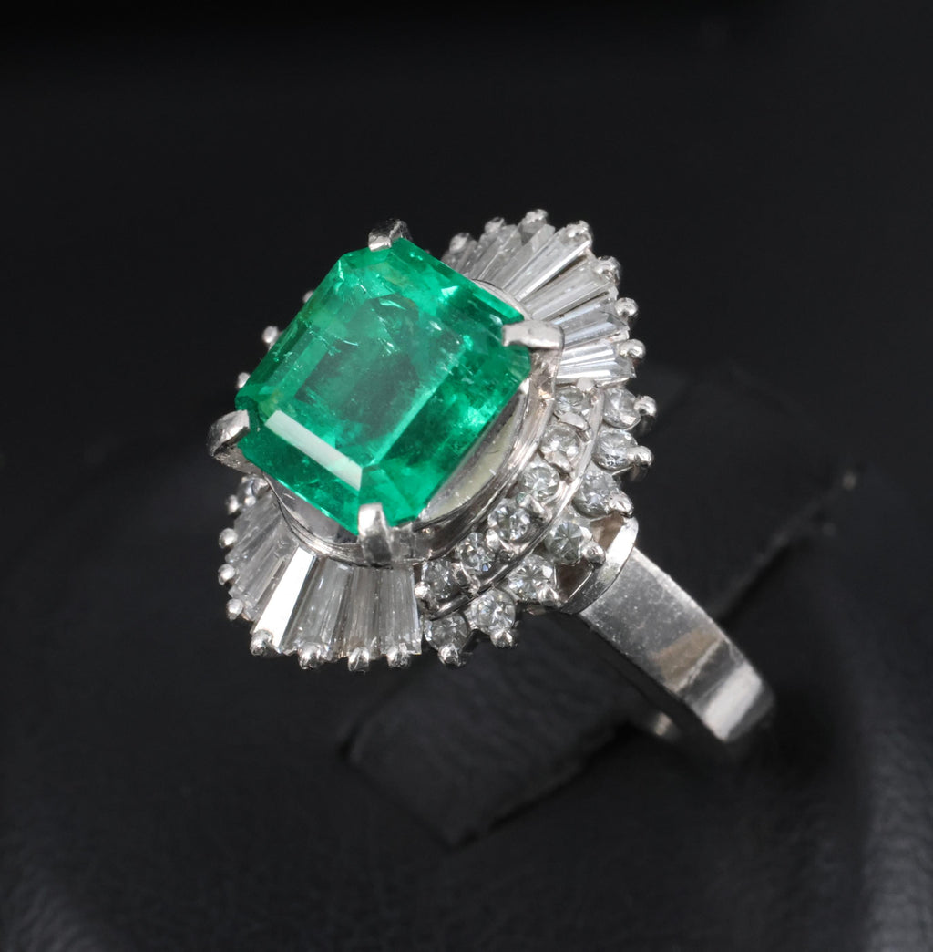 2.72ct GIA Colombia Intense Green Emerald &0.92ct Diamond Platinum Ring Size 5.5