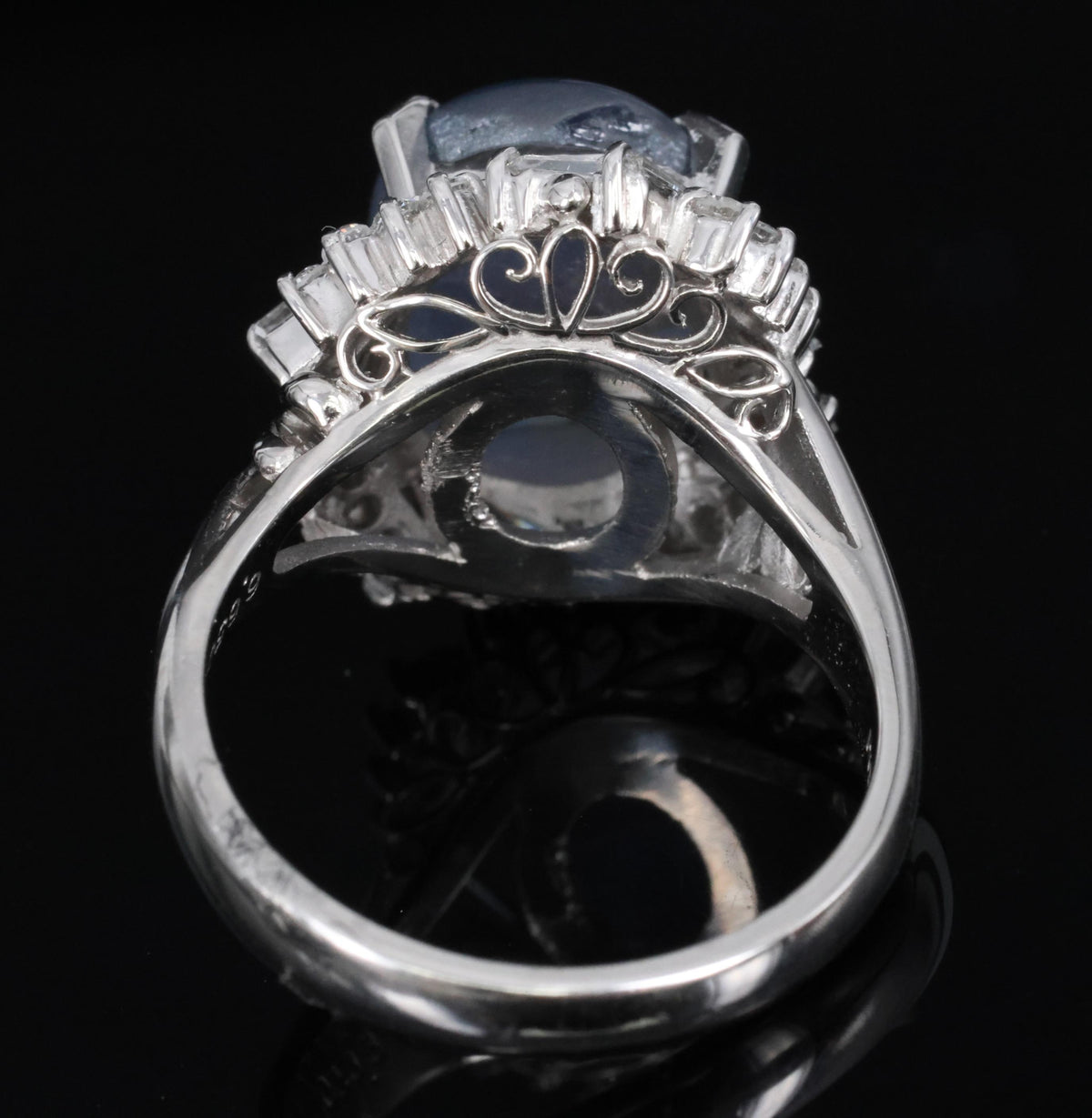 6.65ct Natural Untreated Star Sapphire & 0.58ct Diamond Platinum Ring, Size 6.5