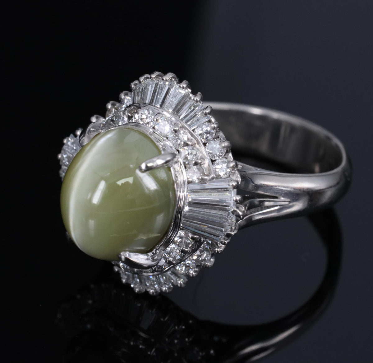 7.73ct Natural Chrysoberyl Cat's Eye & 1.30ct Diamond Platinum Ring, Size 6.75