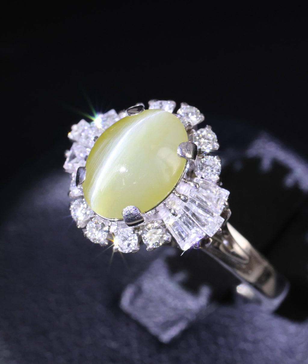 2.83ct Natural Chrysoberyl Cat's Eye & 0.69ct Diamond Platinum Ring, Size 7.75