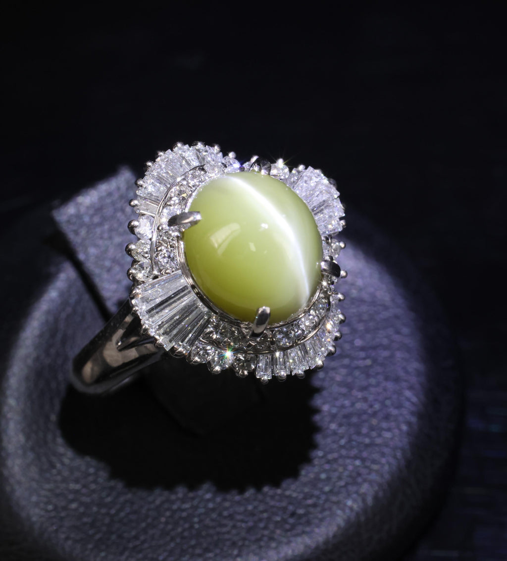 7.73ct Natural Chrysoberyl Cat's Eye & 1.30ct Diamond Platinum Ring, Size 6.75