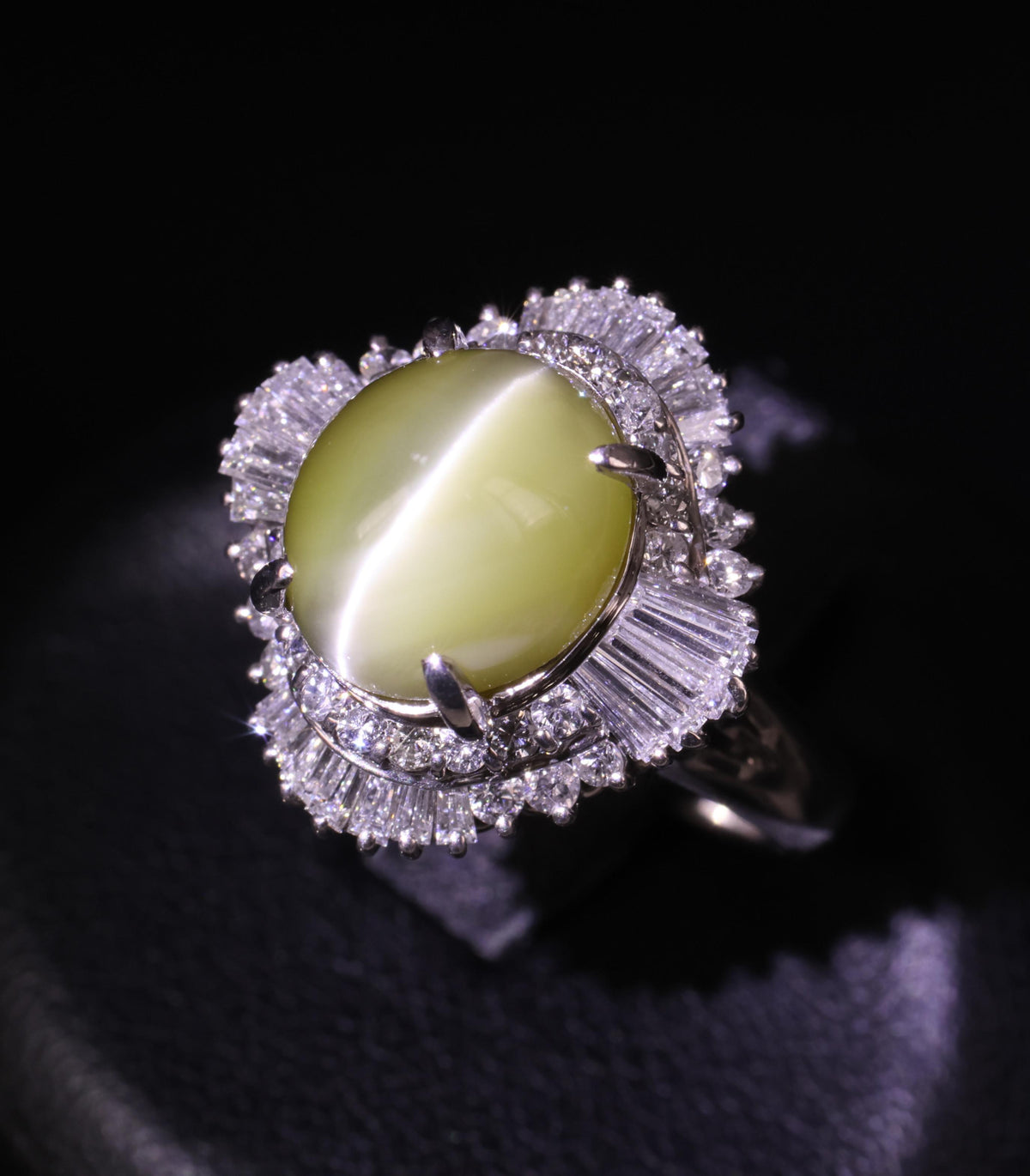7.73ct Natural Chrysoberyl Cat's Eye & 1.30ct Diamond Platinum Ring, Size 6.75