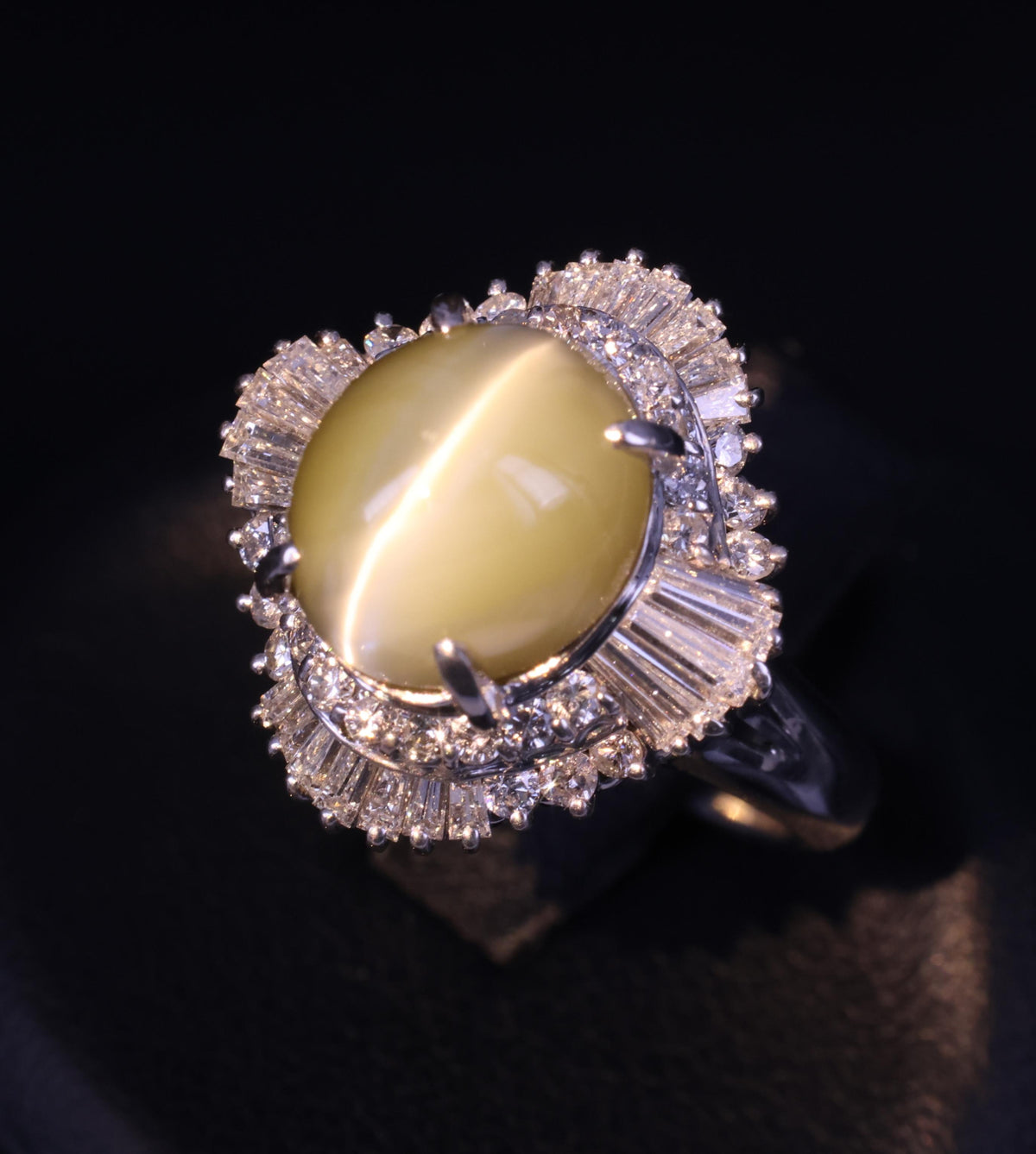 7.73ct Natural Chrysoberyl Cat's Eye & 1.30ct Diamond Platinum Ring, Size 6.75