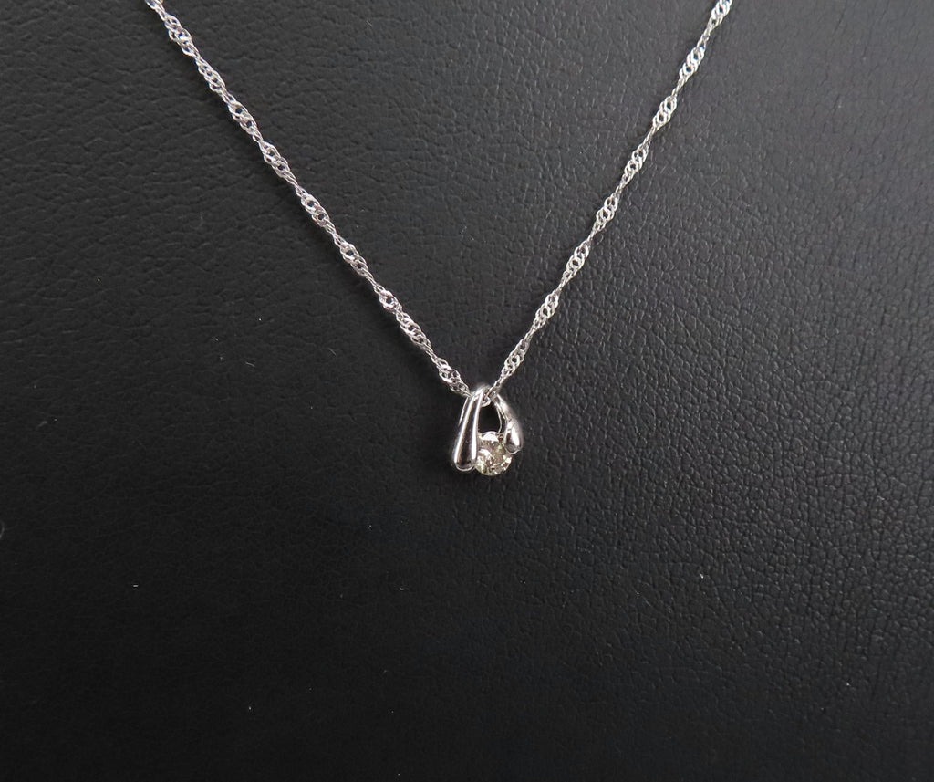 Vintage 0.10ct Diamond & Platinum Double Tear Drop Pendant Necklace