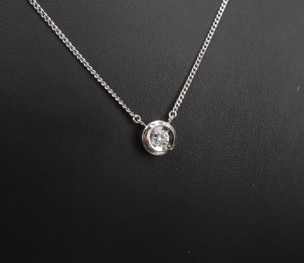 Vintage 0.19ct Round Brilliant Cut Natural Diamond Platinum Chain Necklace