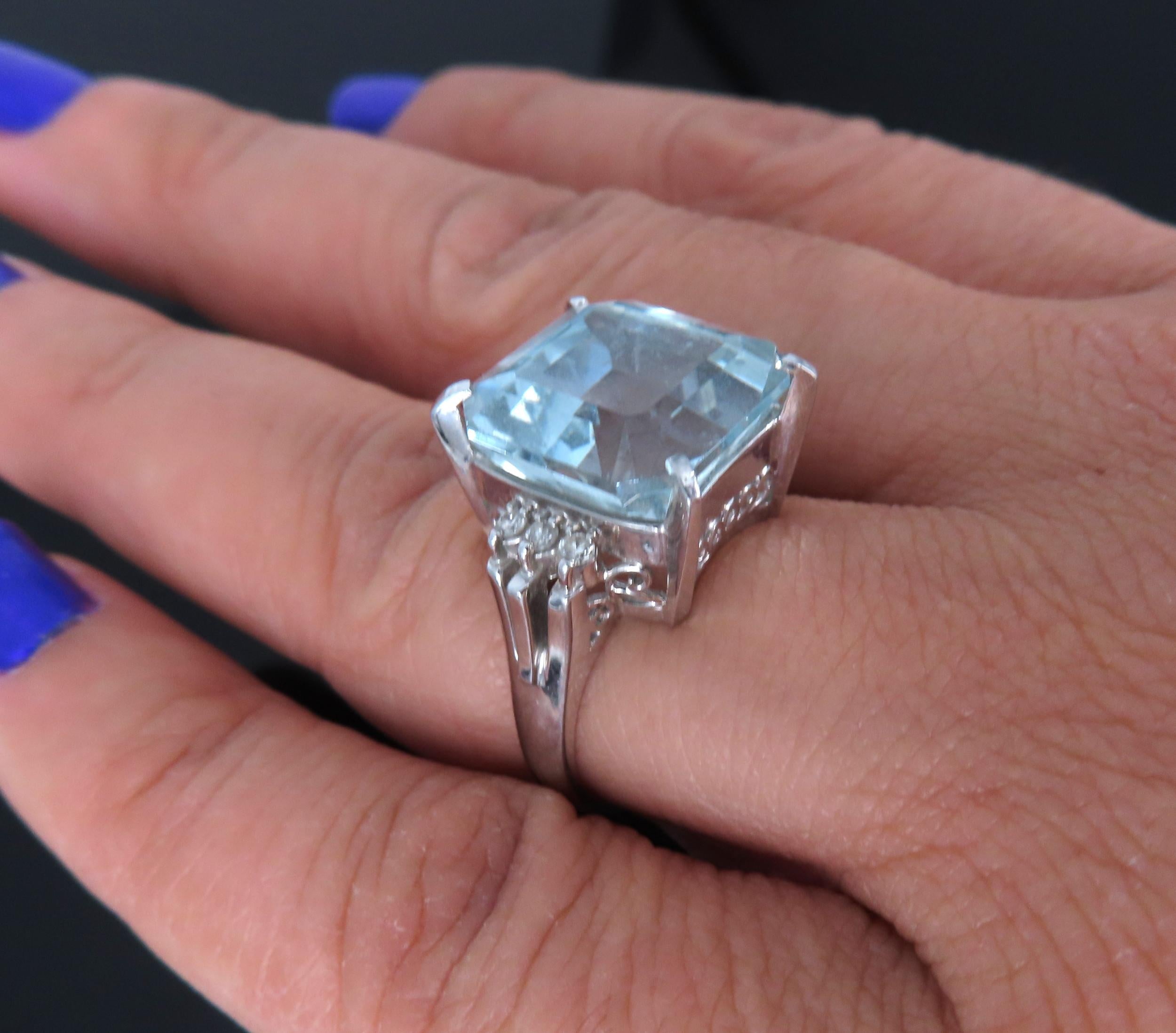 Vintage 9.20ct Asscher Cut Aquamarine & 0.10ct Diamond Platinum Ring, Size 6.5