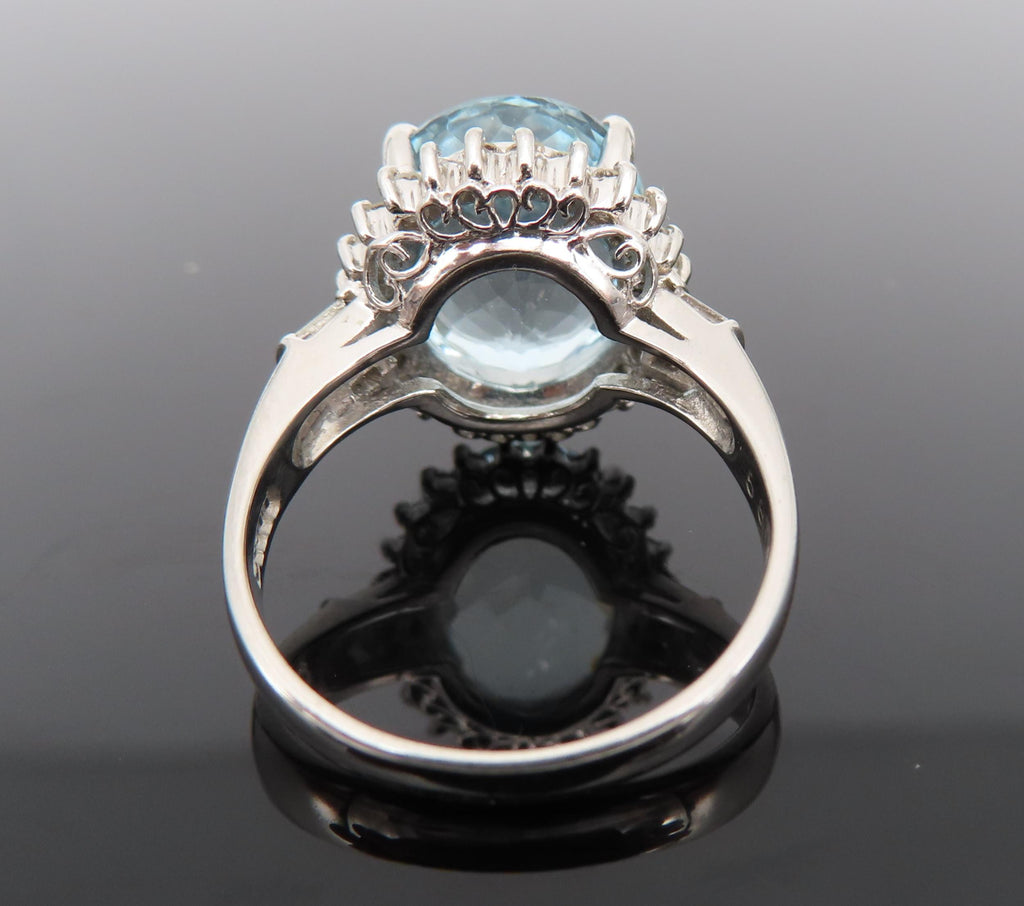 Vintage 5.80ct Natural Aquamarine & 0.41ct Diamond Platinum Ring Size 6.5