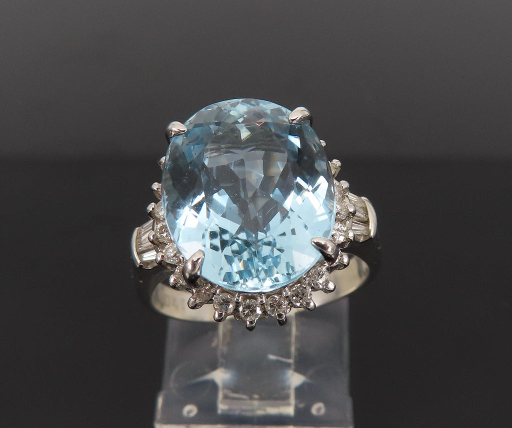 Vintage 5.80ct Natural Aquamarine & 0.41ct Diamond Platinum Ring Size 6.5