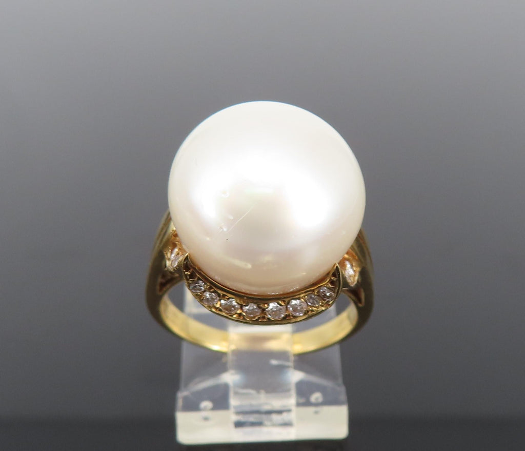 14.7mm South Sea Button Pearl & 0.50ct Diamond 18K Yellow Gold Ring Size 7.5