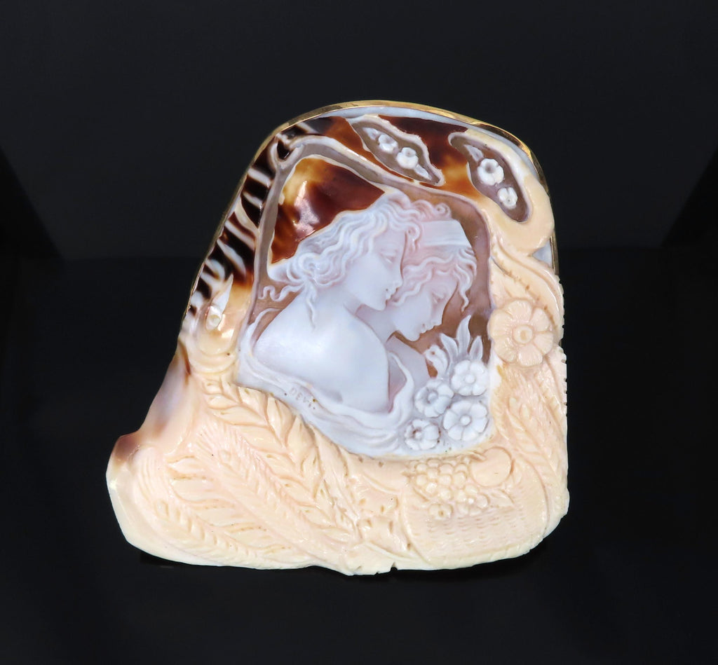Vintage 92x90mm Hand Carved Shell Cameo 18K Yellow Gold Pendant Brooch 80.2g
