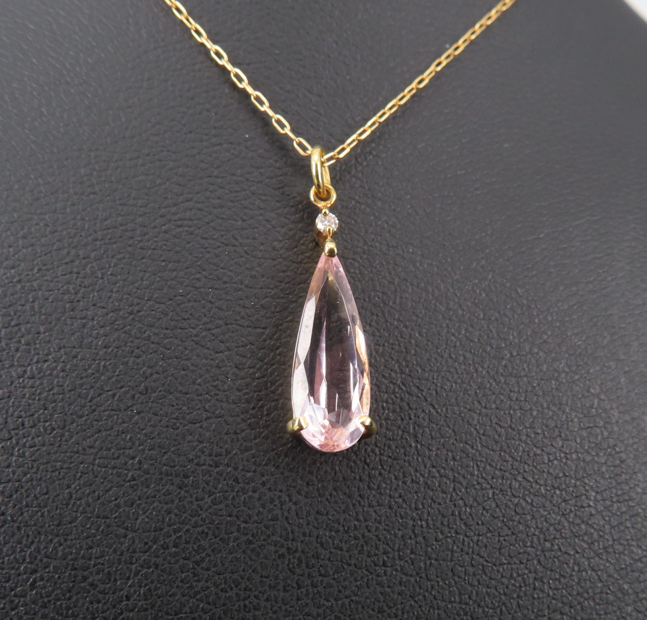 Vintage 1.11ct Natural Morganite & 0.01ct Diamond 18K Yellow Gold Necklace