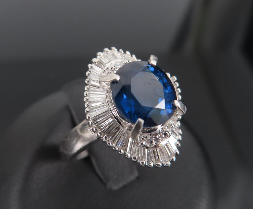 Fine 3.01ct GIA Royal Blue Sapphire & 0.64ct Diamond Platinum Ring, Size 5.75