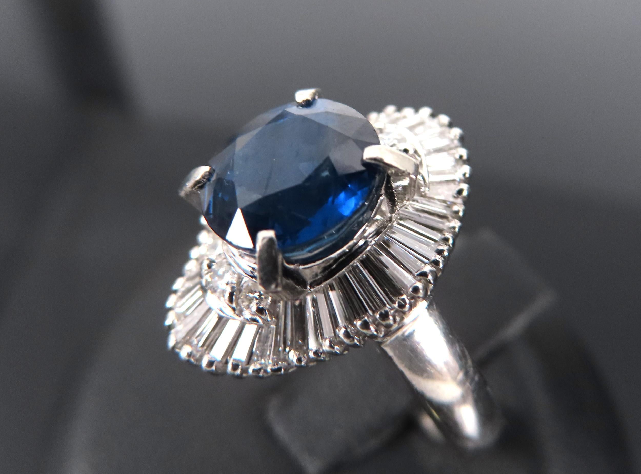 Fine 3.01ct GIA Royal Blue Sapphire & 0.64ct Diamond Platinum Ring, Size 5.75