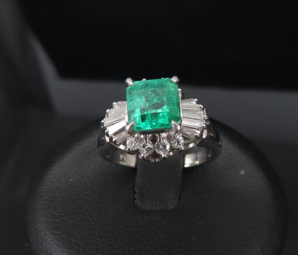 Vintage 0.90ct Colombian Emerald & 0.37ct Diamond Platinum Ring, Size 3.75