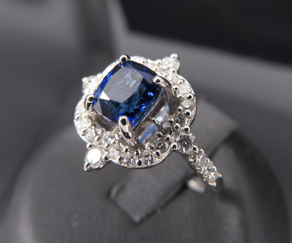 1.47ct Royal Blue GIA Certified Sapphire 0.48ct Diamond Platinum Ring, Size 6.5