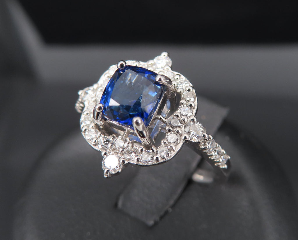 1.47ct Royal Blue GIA Certified Sapphire 0.48ct Diamond Platinum Ring, Size 6.5