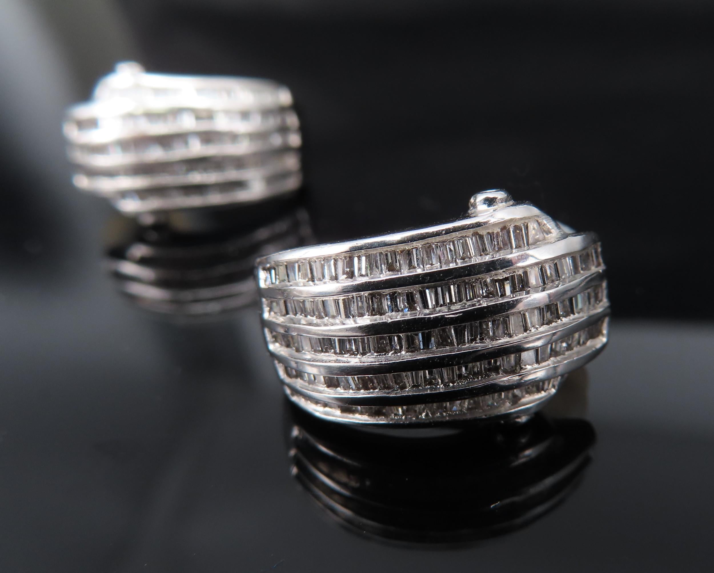 Vintage 2.0ct Baguette Cut Diamond Platinum & 18K White Gold Clip Earrings