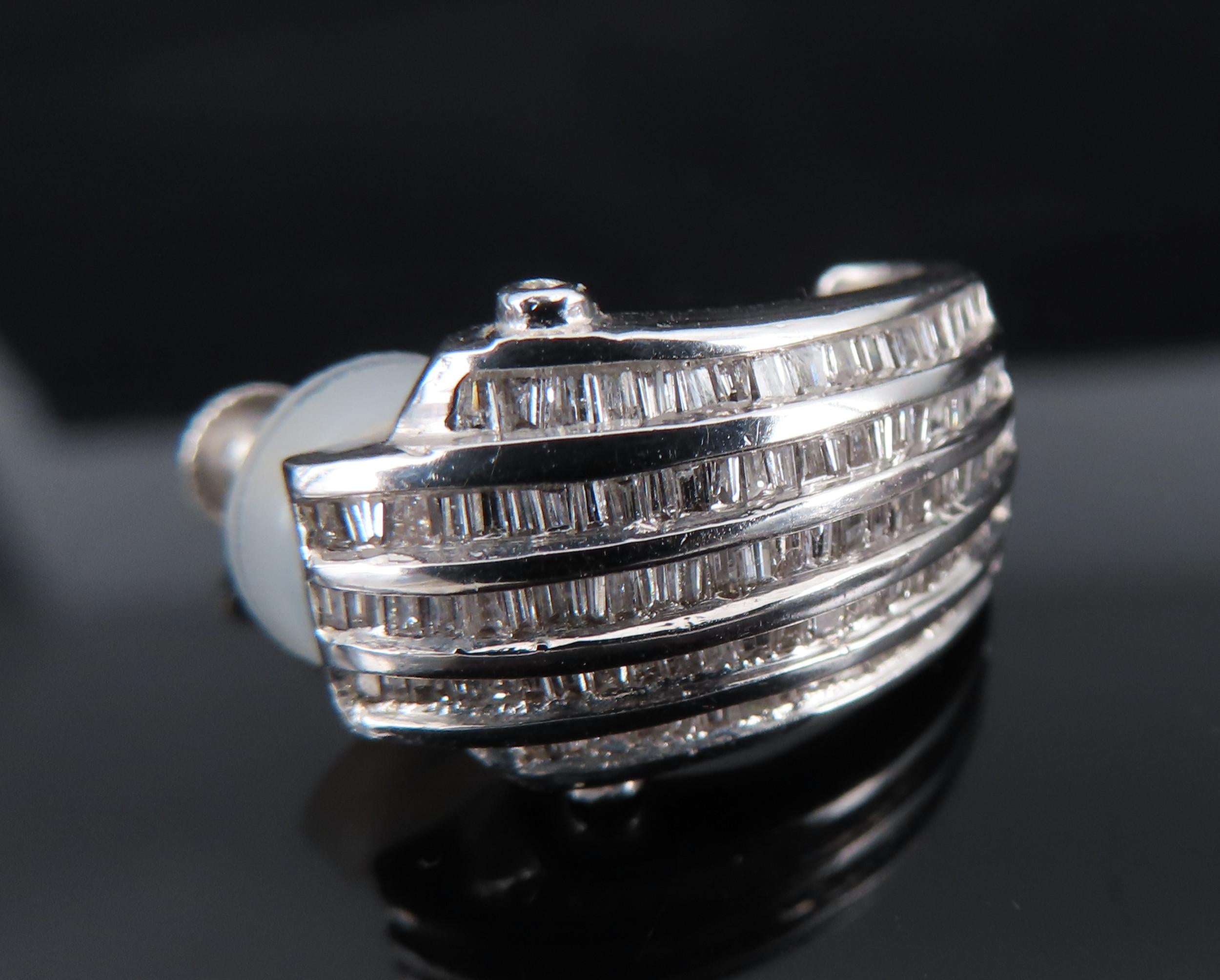 Vintage 2.0ct Baguette Cut Diamond Platinum & 18K White Gold Clip Earrings