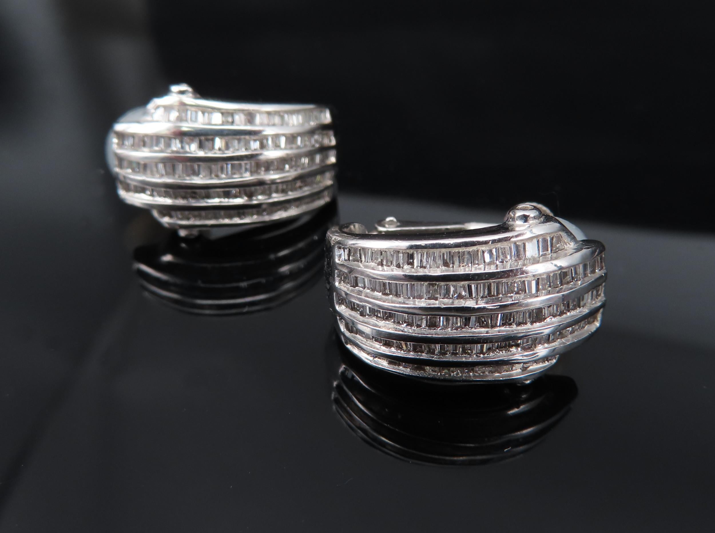 Vintage 2.0ct Baguette Cut Diamond Platinum & 18K White Gold Clip Earrings