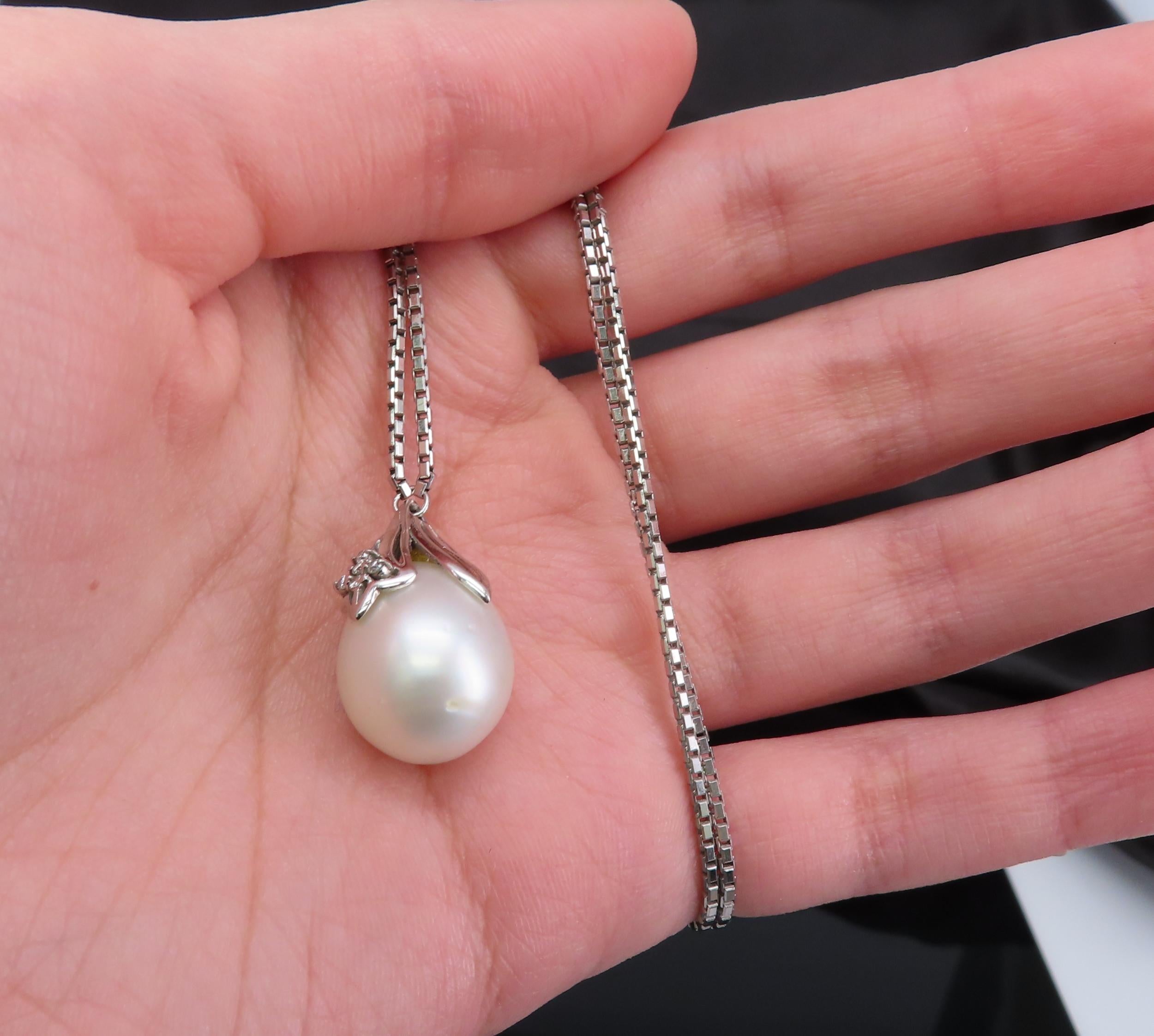 Vintage 13.8mm South Seas Tear Drop Pearl & 0.05ct Diamond 19" Platinum Necklace