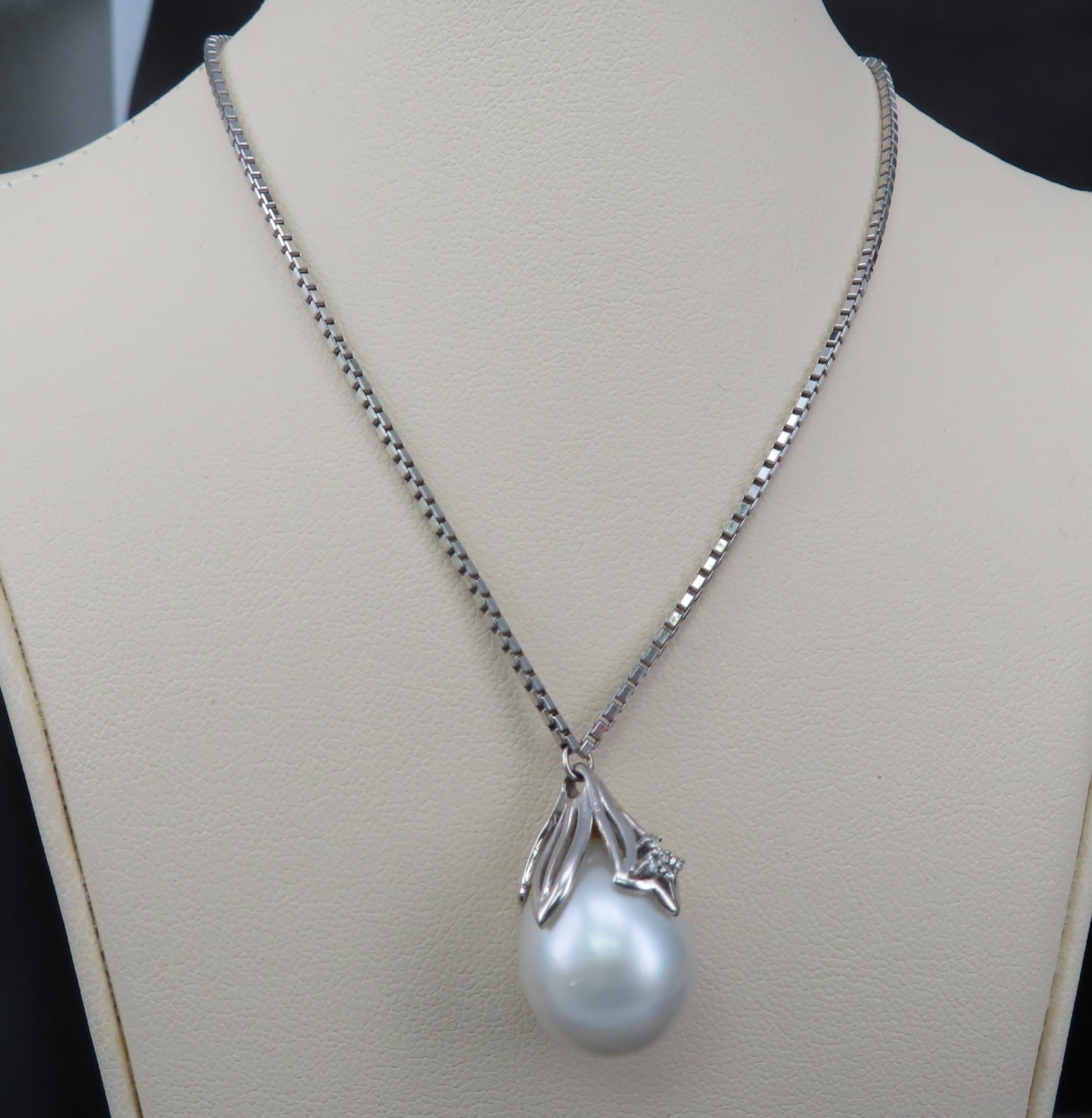 Vintage 13.8mm South Seas Tear Drop Pearl & 0.05ct Diamond 19" Platinum Necklace