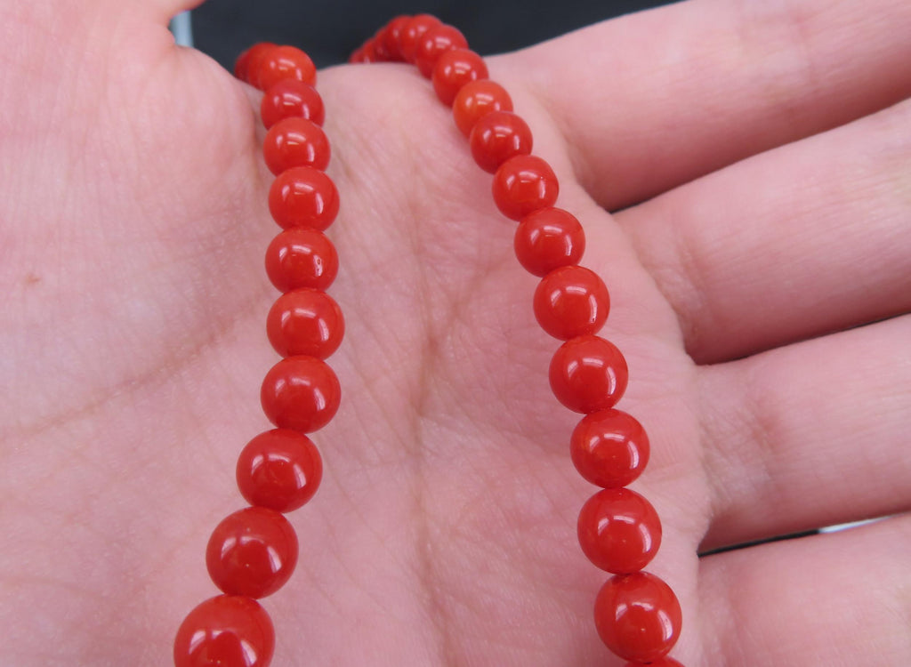 8.6mm Intense Red Natural Untreated Ox Blood Coral 14K Gold 16.5" Necklace 23.4g