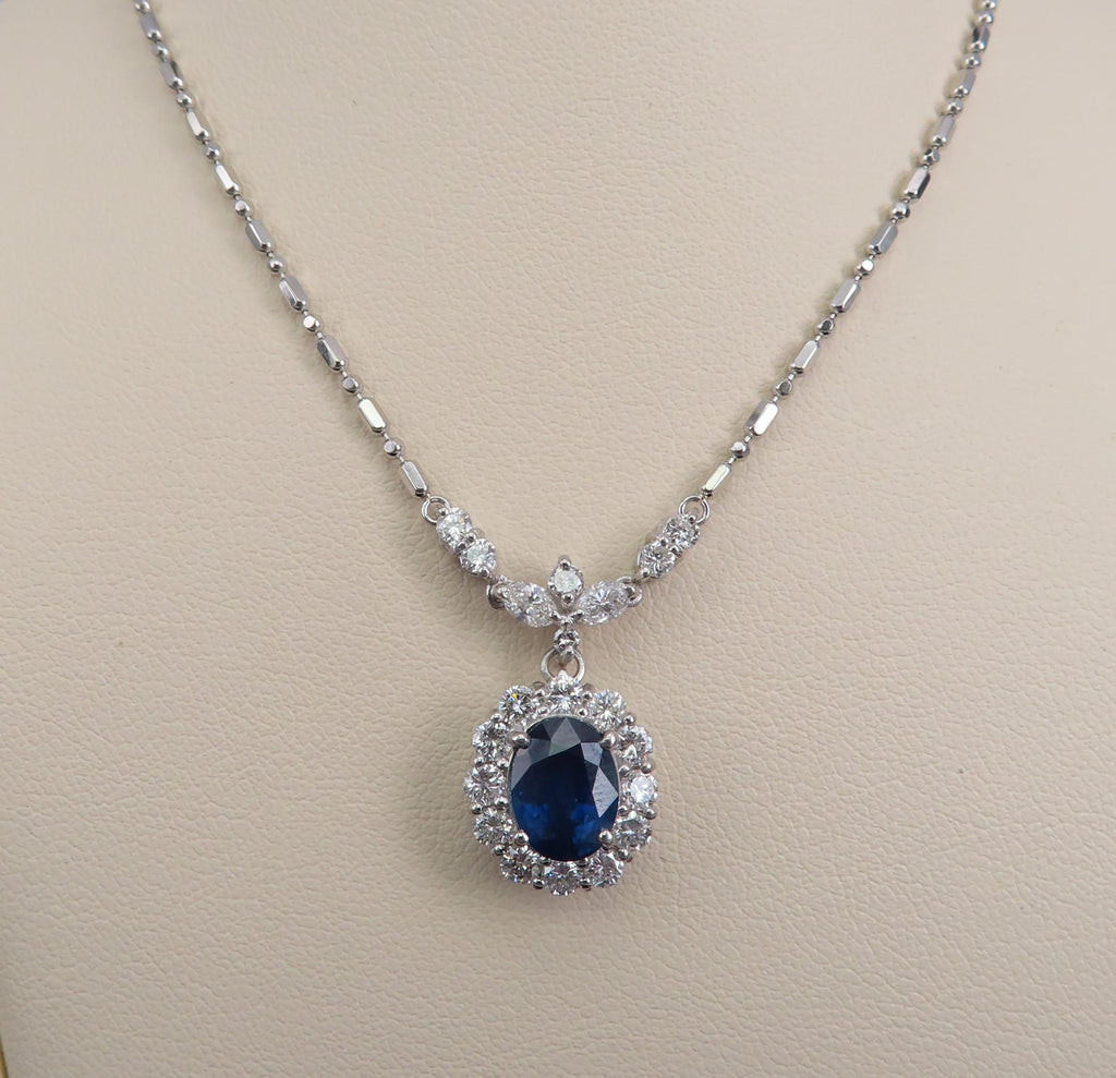Fine 2.50ct GIA Certified Sapphire & 1.28ct Diamond Platinum Necklace