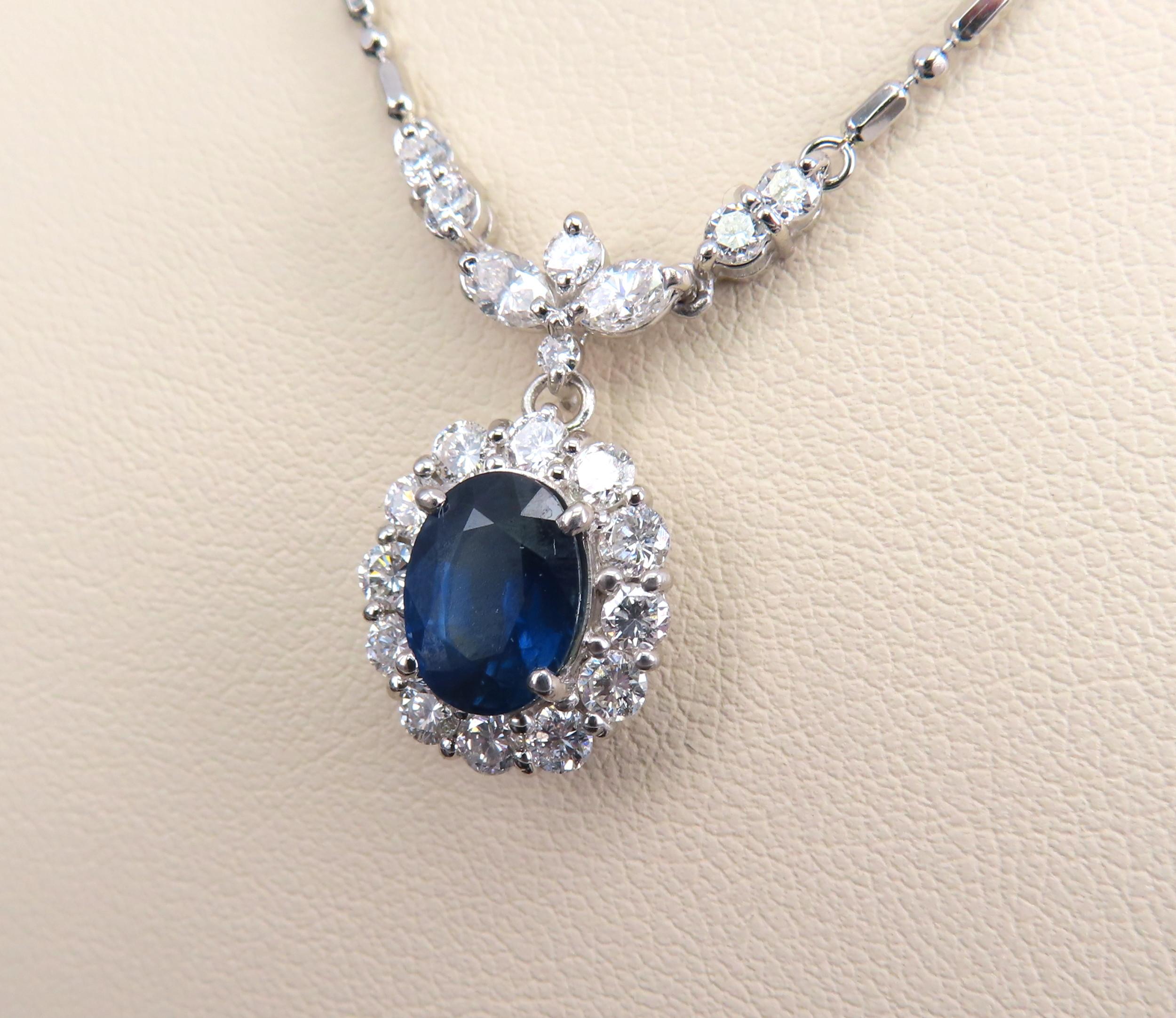 Fine 2.50ct GIA Certified Sapphire & 1.28ct Diamond Platinum Necklace