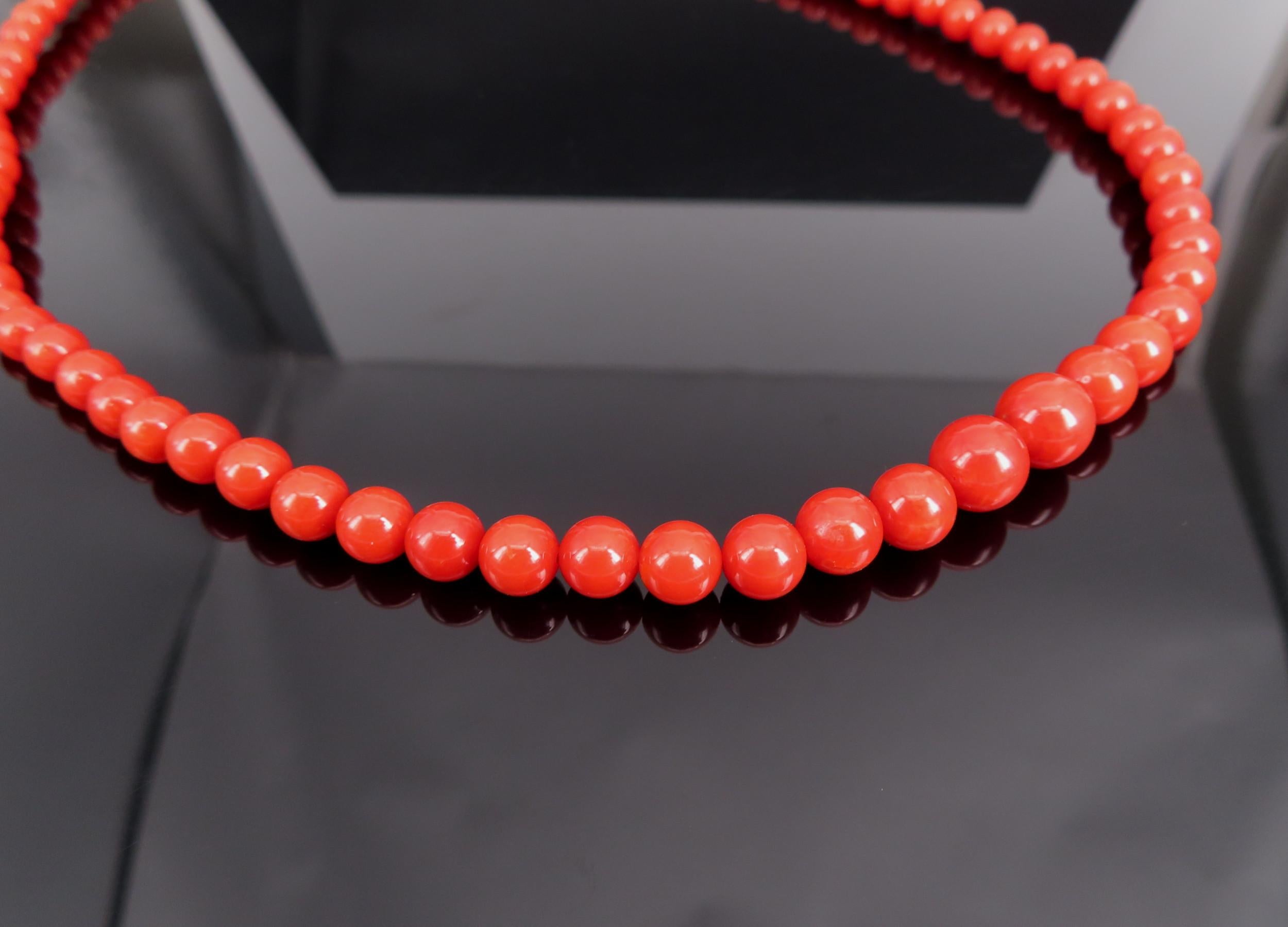 Fine 4.9-8.6mm Natural Untreated Ox Blood Red Coral 14K Yellow Gold Necklace