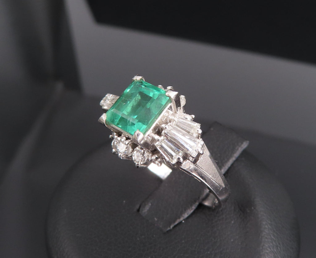 Fine Clean 1.48ct GIA No Oil Emerald 0.76ct Diamond Platinum Ring, Size 5.5