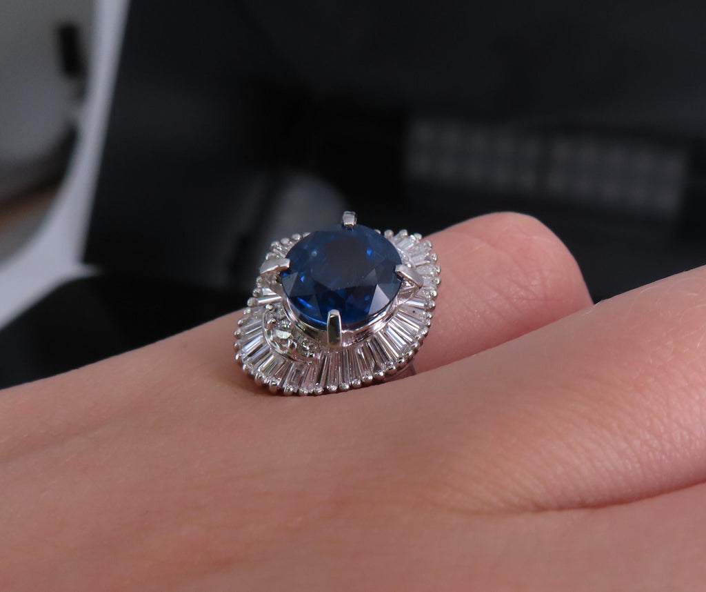 Fine 3.01ct GIA Royal Blue Sapphire & 0.64ct Diamond Platinum Ring, Size 5.75