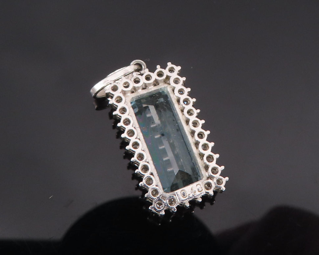 Vintage 3.00ct Emerald Cut Natural Aquamarine 0.43ct Diamond Platinum Pendant
