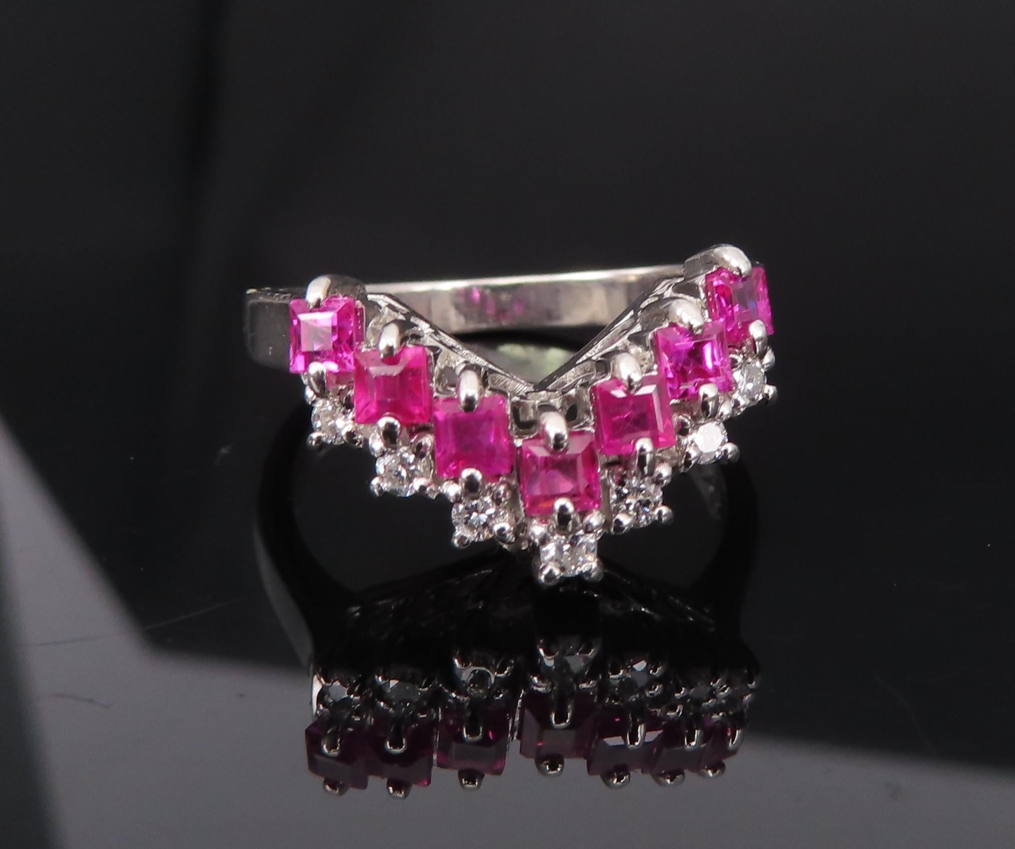 Vintage 0.76ct Ruby & 0.12ct Diamond Platinum Chevron V Ring Size 5.75