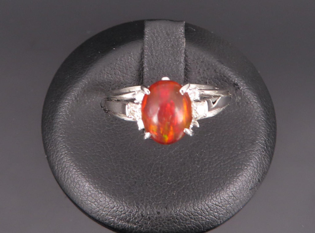 Vintage 1.05ct Natural Fire Opal 0.12ct Diamond Platinum Ring Size 6.25