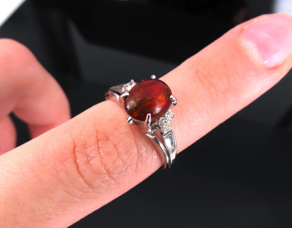 Vintage 1.05ct Natural Fire Opal 0.12ct Diamond Platinum Ring Size 6.25