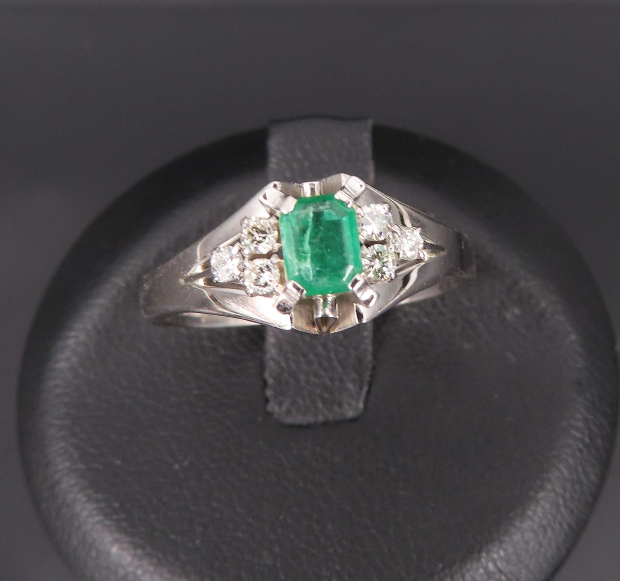 Vintage 0.26ct Colombian Emerald 0.06ct Diamond Platinum Ring Size 7