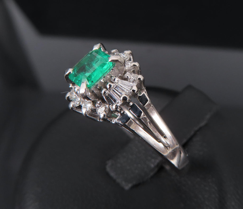 Vintage 0.30ct Colombian Emerald & 0.24ct Diamond Platinum Cocktail Ring Size 5
