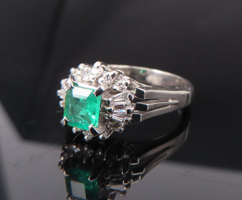 Vintage 0.30ct Colombian Emerald & 0.24ct Diamond Platinum Cocktail Ring Size 5