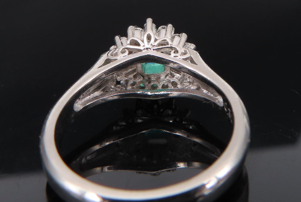 Vintage 0.30ct Colombian Emerald & 0.24ct Diamond Platinum Cocktail Ring Size 5