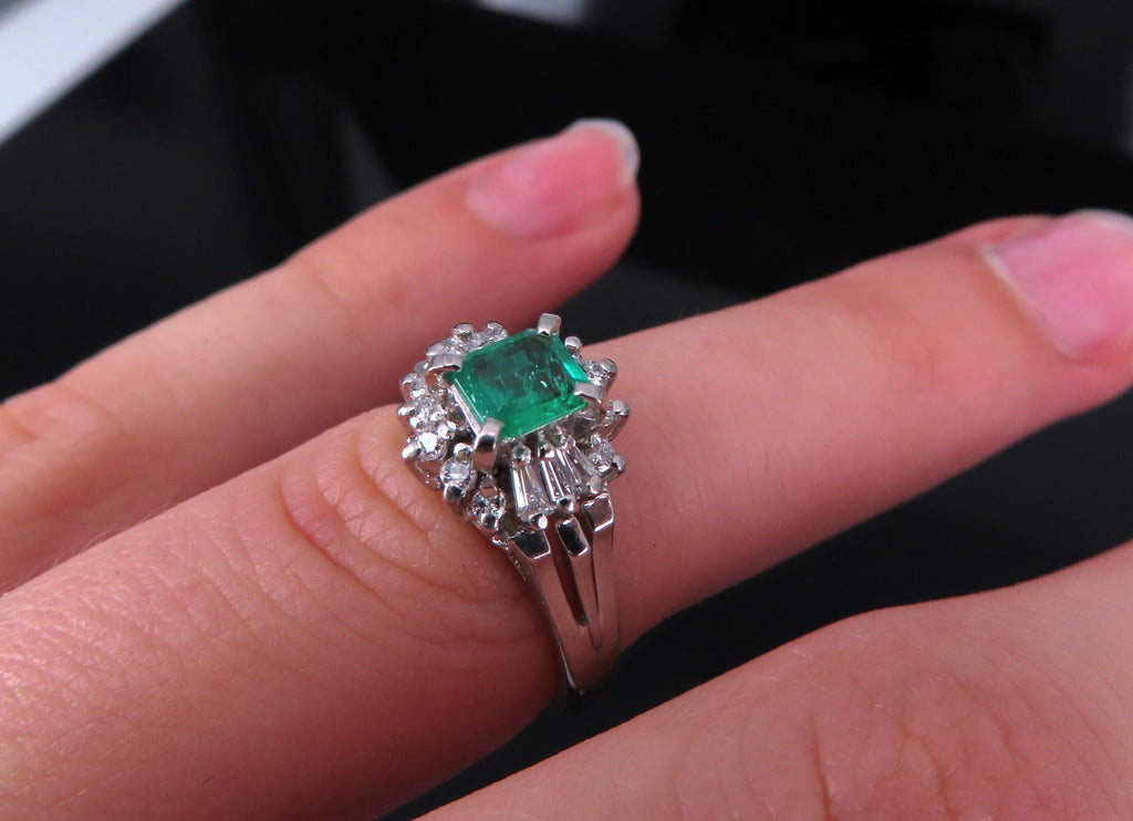 Vintage 0.30ct Colombian Emerald & 0.24ct Diamond Platinum Cocktail Ring Size 5