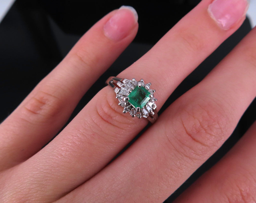 Vintage 0.30ct Colombian Emerald & 0.24ct Diamond Platinum Cocktail Ring Size 5