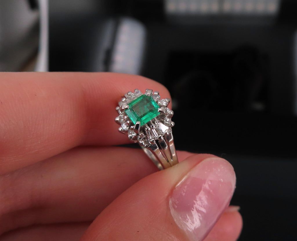 Vintage 0.30ct Colombian Emerald & 0.24ct Diamond Platinum Cocktail Ring Size 5